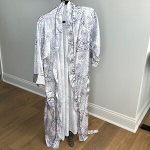 World market robe